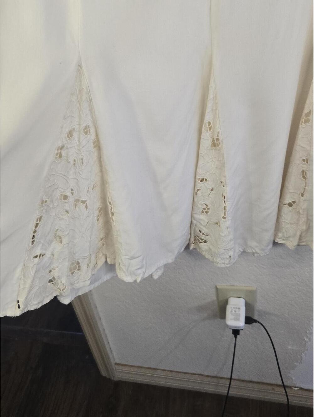 Sunya White Skirt with Lace Insets Size S - Picture 2 of 6